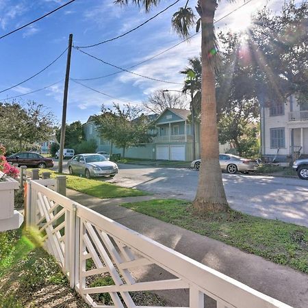 Bright Modern Cottage By Beaches, Dining,&Parks Galveston Exterior foto