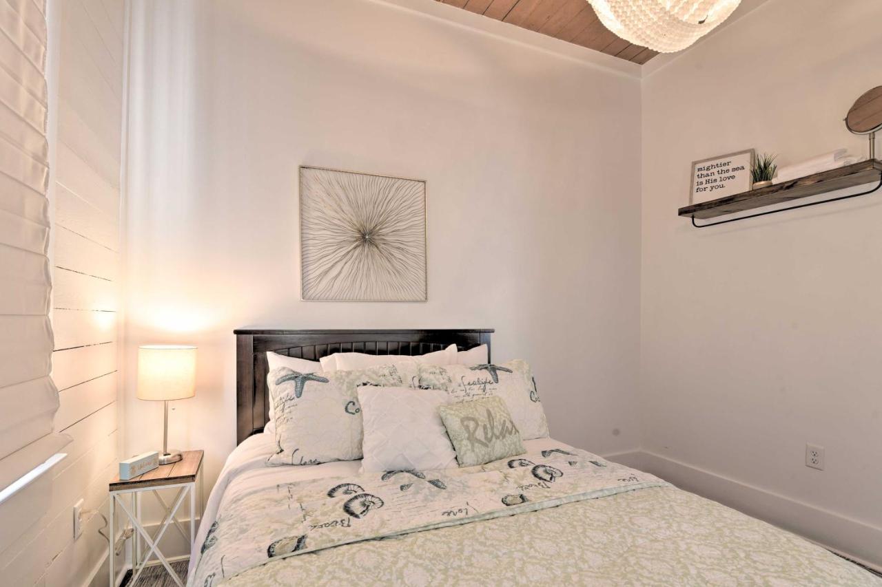 Bright Modern Cottage By Beaches, Dining,&Parks Galveston Exterior foto